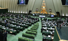 СМИ сообщили о стрельбе в здании парламента Ирана