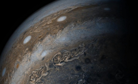 NASA arată miraculoasele culori ale norilor lui Jupiter 