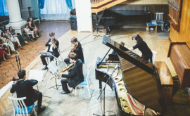 Migranții moldoveni au donat 2000 euro pentru Bach la Casa de Cultură