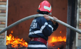 Семья из Хынчештского района оказалась на улице изза пожара ФОТО