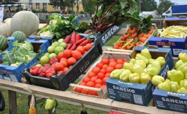 Овощи продолжают дешеветь на рынках Молдовы