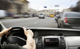 Obicei care le distrage atenţia șoferilor şi le afectează capacitatea de reacţie