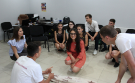 Urmașii lui Ștefan au lansat un proiect dedicat tinerilor moldoveni cu atitudine de lider FOTO