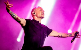Опустошены и разбиты Рокмузыканты и актёры скорбят по солисту Linkin Park