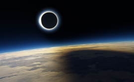 Cînd va avea parte Pămîntul de ultima eclipsă totală de soare