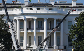 В Белом доме проводят ремонт в отсутствие Трампа ФОТО