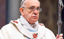 Papa Francisc deplînge durerea celor afectați de catastrofe naturale