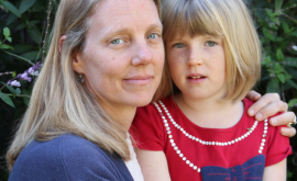 Iubire de mamă Șia salvat fiica de autism VIDEO