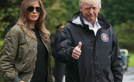 Melania Trump criticată din cauza ținutei pentru inundații FOTO