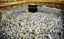 Imagini impresionante cu pelerinii de la Mecca