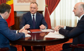 Filip îl înfruntă pe Dodon Militarii moldoveni vor merge în Ucraina