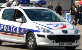 Запас взрывчатки обнаружили полицейские в пригороде Парижа