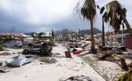 На Карибах молдаванка сняла на видео последствия урагана Ирма