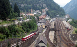 В Швейцарии столкнулись два поезда