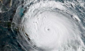 Геоцветная фотография урагана Ирма представленная НАСА