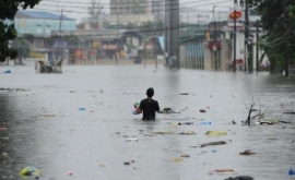 Тропический шторм затопил Филиппины