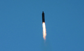 Северная Корея опять запустила ракету над Японией