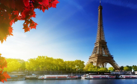 Turnul Eiffel sărbătorește vizitatorul cu numărul 300 de milioane VIDEO
