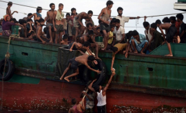 O ambarcațiune cu 80 de persoane sa scufundat în golful Bengal