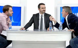 Депутаты из Косово подрались в прямом эфире ВИДЕО