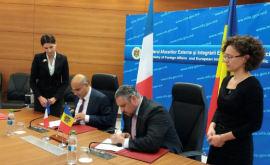 Молдова и Франция подписали соглашение о поддержке молдаван вернувшихся домой