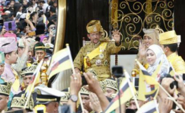 Un sultan a sărbătorit 50 ani de domnie