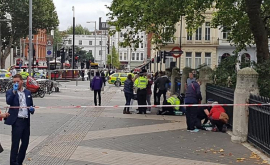 Автомобиль врезался в пешеходов в Лондоне