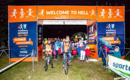 Готовясь к HellRun не забудьте про фонарики а дети могут преодолеть трассу забега HellRun на велосипедах и самокатах