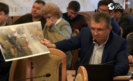 Vasile Chirtoca Primarul interimar nu are dreptul să interpreteze deciziile luate de CMC VIDEO