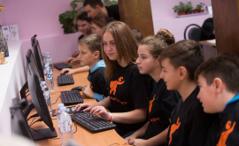 В Orange дети и родители стали SuperCoders
