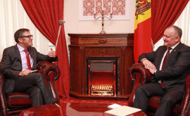 Despre ce a vorbit Dodon cu șeful misiunii FMI în Moldova