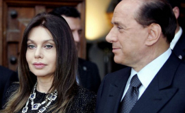 Fosta soție a lui Berlusconi trebuie săi restituie acestuia milioane de euro