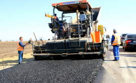 Licitație pentru finalizarea reparației unuia dintre drumurile Moldovei