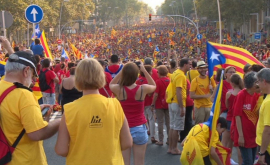 Менее четверти каталонцев настаивают на независимости от Испании