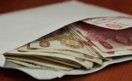 Сколько граждан Молдовы получают зарплаты в конвертах