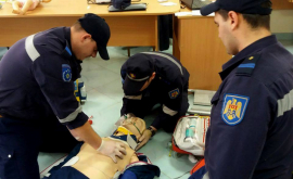 13 пожарных и спасателей стали парамедиками SMURD