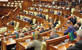 Deputații PSRM vor vorbi doar în limba rusă în Parlament