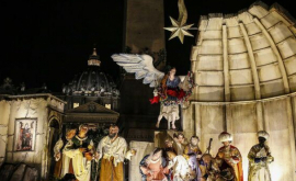 Scena Nașterii Domnului și un brad de Crăciun inaugurate în Piața Sf Petru din Roma