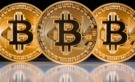Angajaţii unei companii vor fi plătiți de anul viitor în bitcoin
