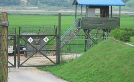 Южная Корея и КНДР обменялись выстрелами после бегства солдата