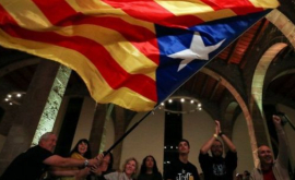 Сторонники независимости Каталонии выиграли парламентские выборы