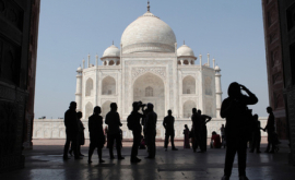 India va restricţiona accesul publicului în Taj Mahal