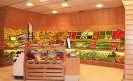 Половина продовольственных товаров на полках магазинов должны быть местного производства
