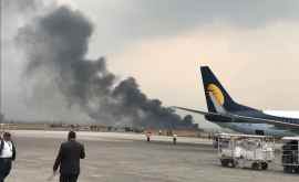 Потерпел крушение самолет с 70 пассажирами на борту