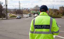 Полиция с радарами ловит лихачей на трассах