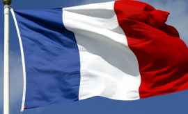 Во Франции могут сократить на треть число сенаторов и депутатов