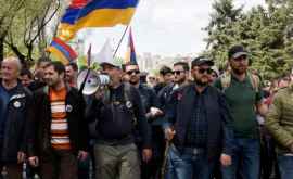 Protestele masive din Armenia nu contenesc nici astăzi