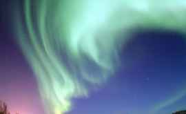 NASA a surprins momentul impactului dintre aurora boreală și răsărit