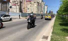 Motocicliștii din Moldova şiau scos la plimbare bijuteriile pe două roţi FOTO