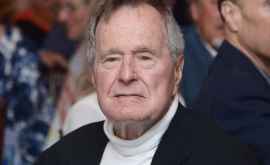 George HW Bush a fost spitalizat la o zi după funeraliile soţiei sale